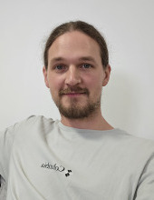 Denis  Shum